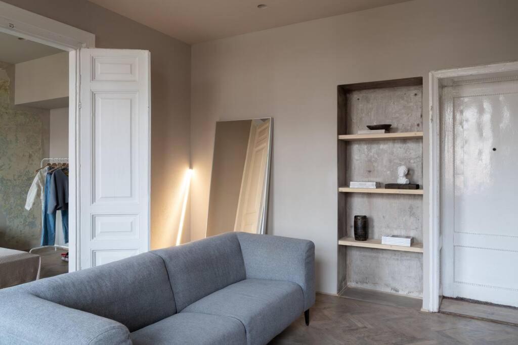 Authentic 1 Bd Old Town Apartment By Hostlovers Kaunas Exterior foto